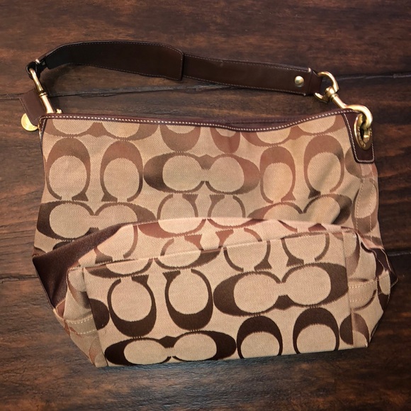 Coach Bag - Picture 2 of 5